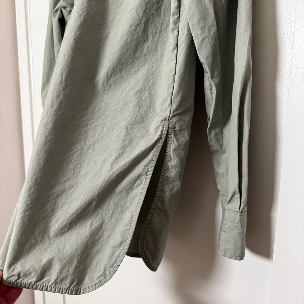 Everlane Boyfriend Shirt Womens XS Sage Green Long Sleeve Slits Supima Cotton - Picture 4 of 13